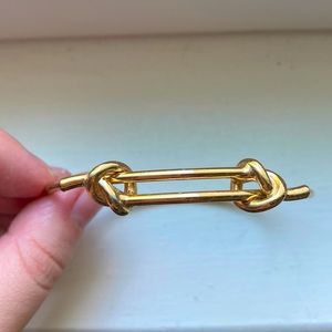 Gold double knot bracelet